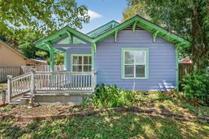 June 2026 Pending home sale in Mount Dora historic district